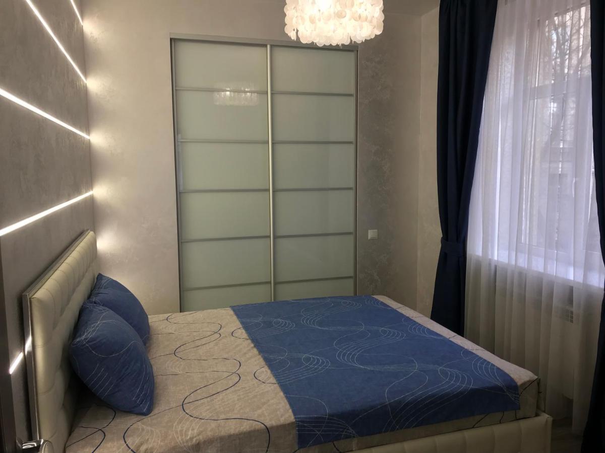 New Luxury Apartment In The Center On Konstitution Square Харьков Экстерьер фото